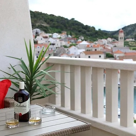 View Apartamento *