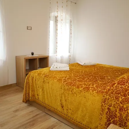 View Apartamento *