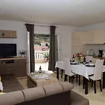 View * 普契什查